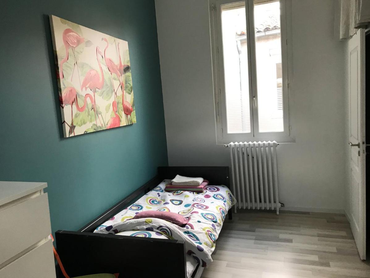 Chambre Independante Avec Sdb-Terrasse Privative. Centre Ville Nîmes Buitenkant foto